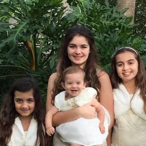 Meet your Posher, Pouran